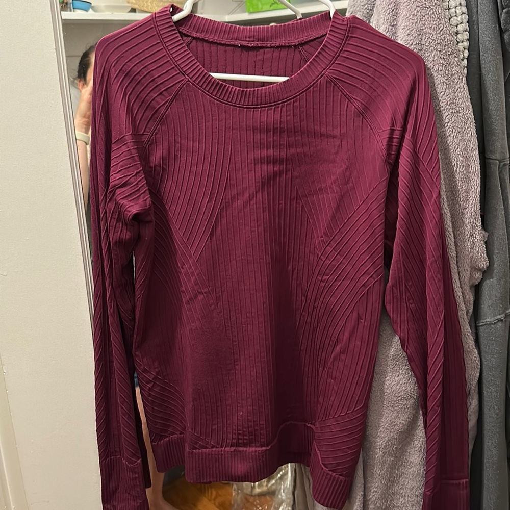 Lululemon long sleeve running shirt